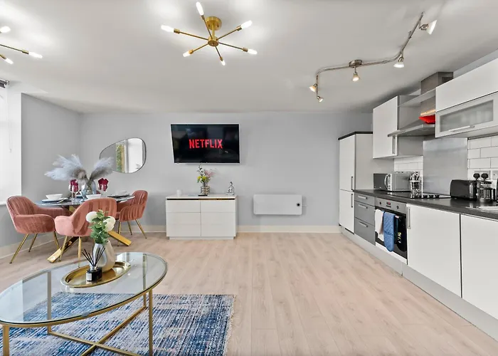 Apartment 30 Percent Off! Stylish In Dewsbury -close To