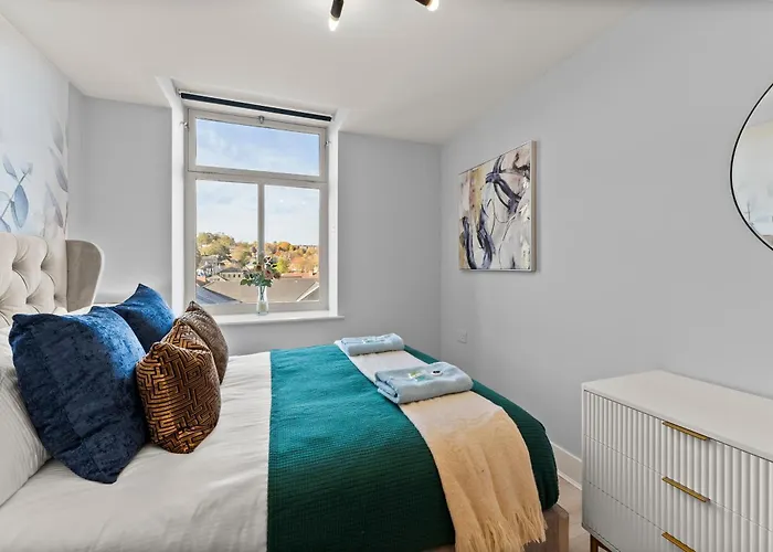 30 Percent Off! Stylish In Dewsbury -close To Apartment Leeds (West Yorkshire)
