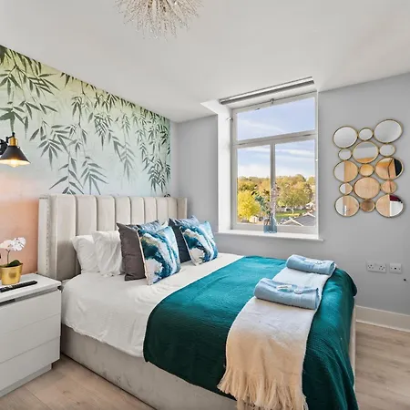 Apartment 30 Percent Off! Stylish In Dewsbury -close To